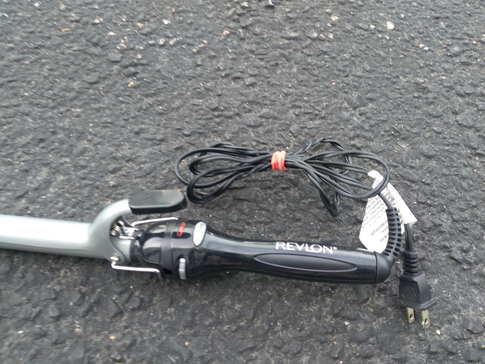 Revlon Curling Iron 1 Inch Model RV051 TESTED
