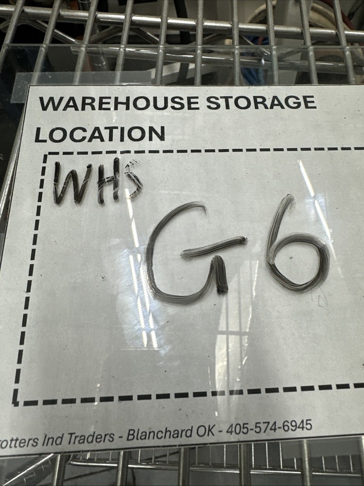 Leica CLS 150 Microscope Light Source W/Dual Head And Light Ring