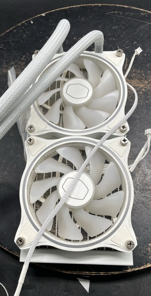 Cooler Master MasterLiquid ML Series White CPU Liquid Cooler AIO