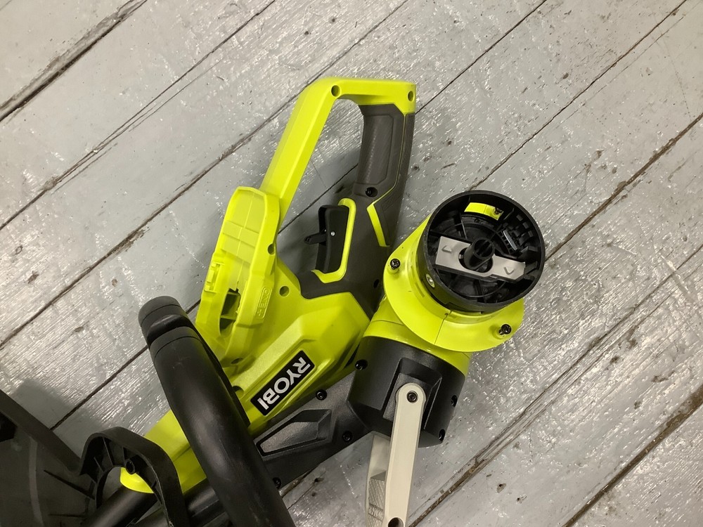 Ryobi ONE+ 18V 13in Cordless String Trimmer/Edger Tool Only P20018 MISSING SPOOL