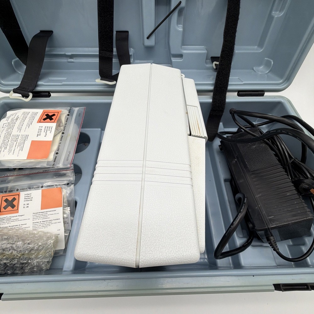 HACH DREL DR/2000 Direct Reading Spectrophotometer Water Testing Kit READ