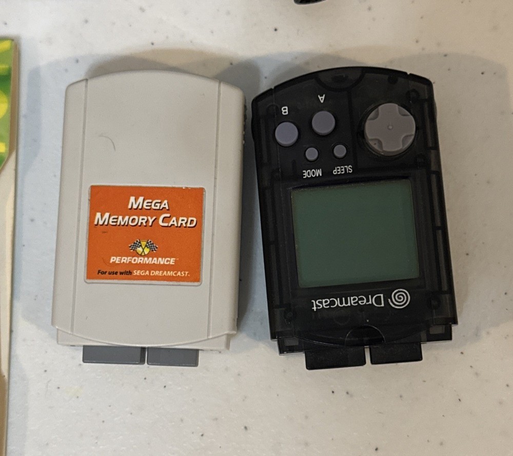 Sega Dreamcast Performance Astropad, VMU, memory card, controller ext