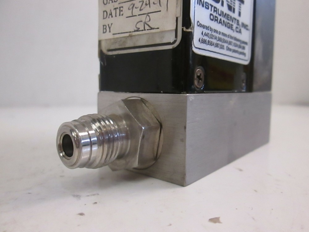 Unit UFC-1100 Mass Flow Controller, O2, 10 SLM, Used