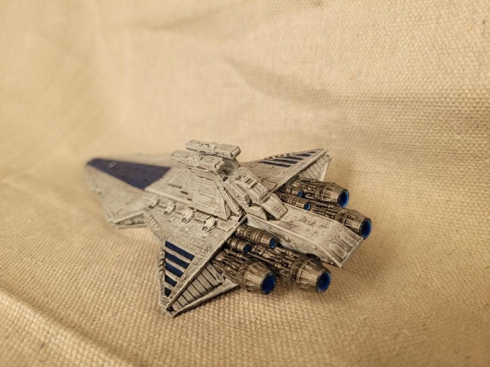 Star Wars Armada Venator Class Star Destroyer(fully painted)