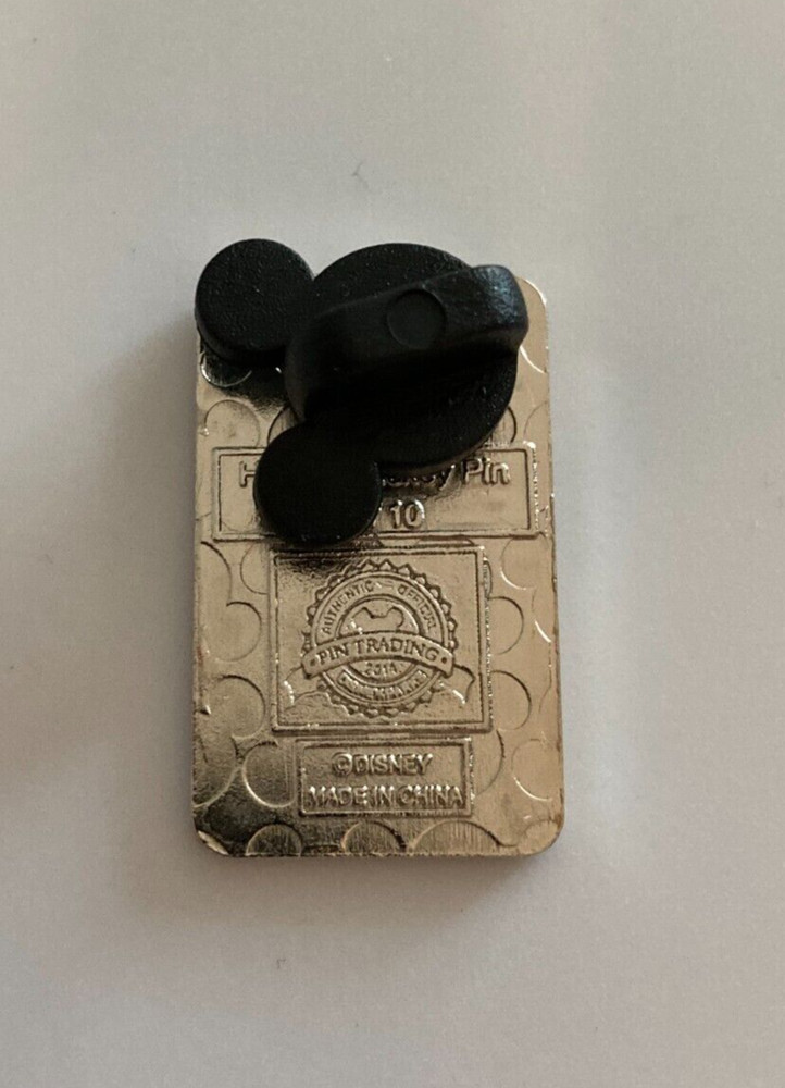 Donald Duck Face Rectangle Pin Disney Pin