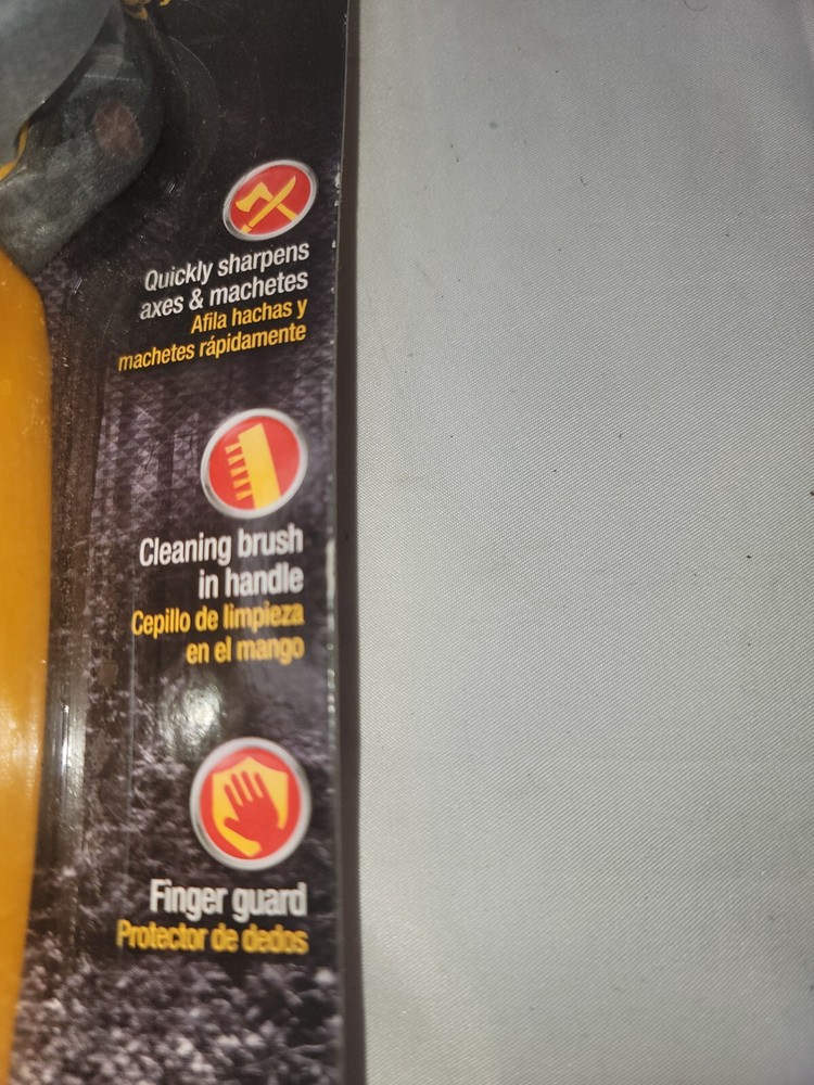 Smiths Axe and Machete Sharpener with Oversized handle Model# 50564 NEW