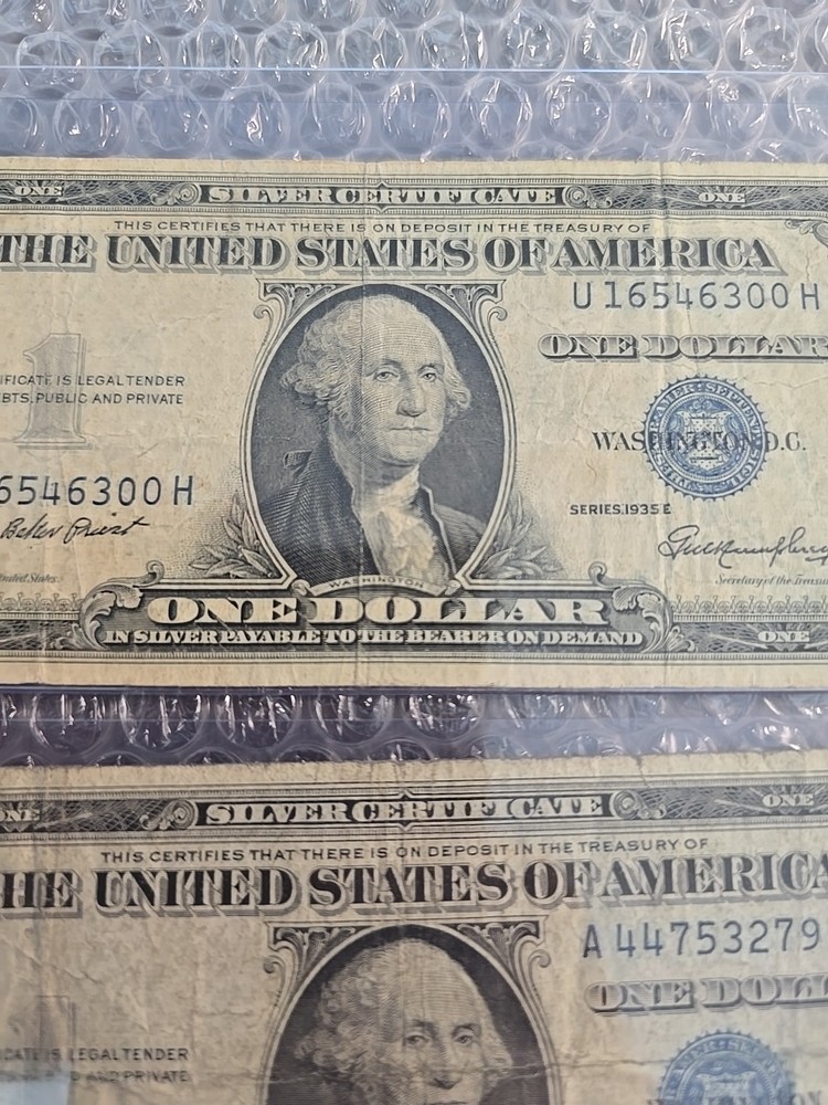 Three-$1 1935E "NO MOTTO" SILVER CERTIFICATE NOTES