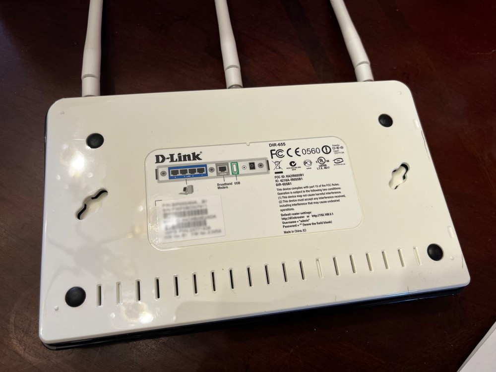 D-Link DIR-655 Xtreme N Gigabit Wireless Router White