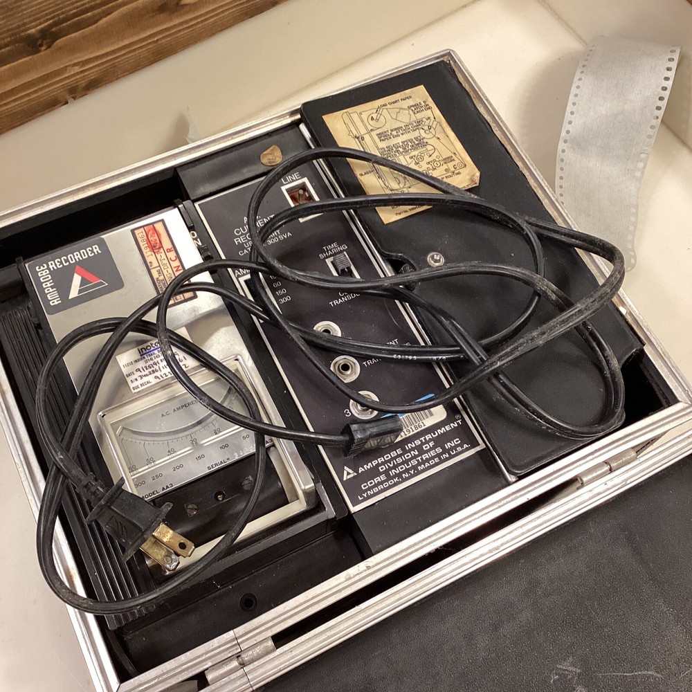 VTG AMPROBE AC Voltmeter Recorder 300 SVA UNTESTED