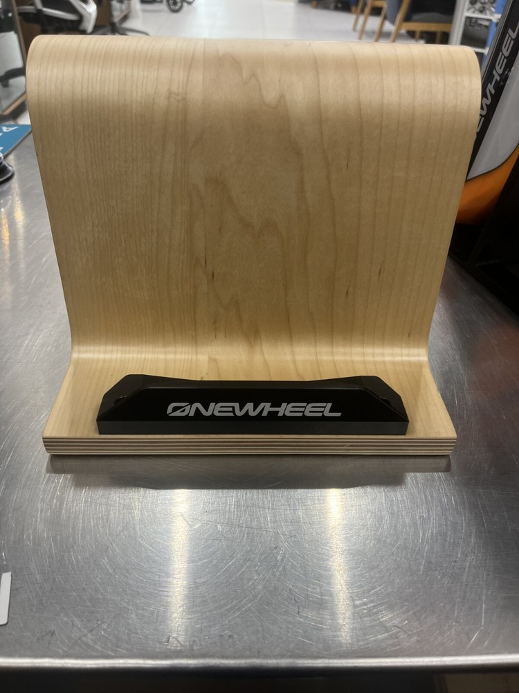 ONEWHEEL STAND