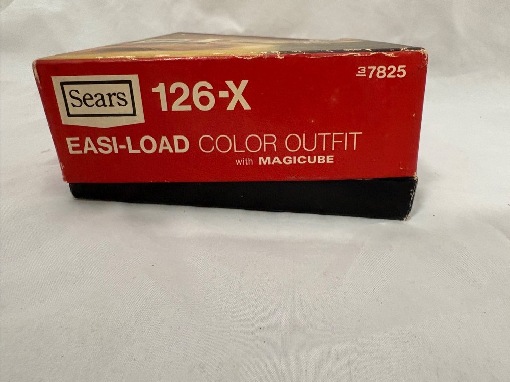 Vintage - Sears - Easi-Load 126-X - Automatic Camera - Box - Film - Flash