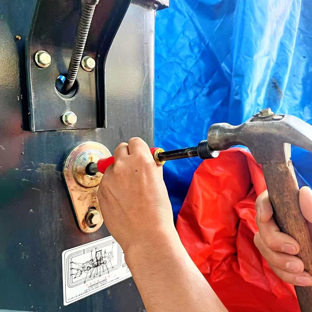 Grease Fitting Cleaning Tool, Grease Zerk Cleaner, Include Extra Hydraulic Co...