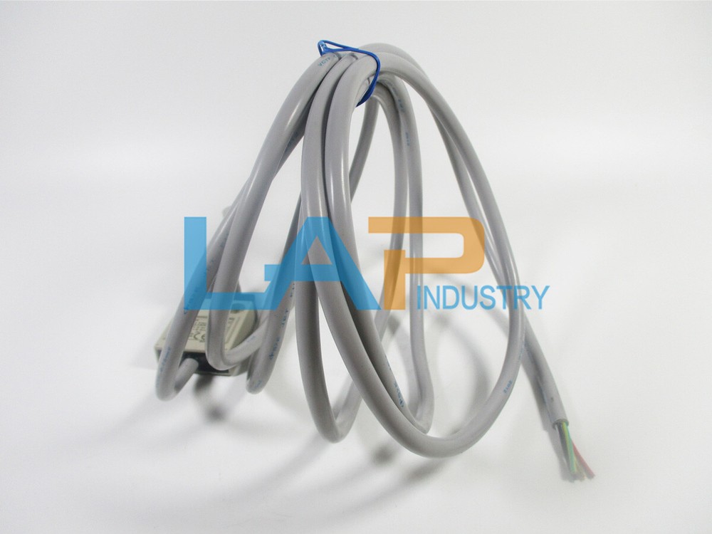 1PCS New For OM D4C-1720 D4C1720 Limit Switch