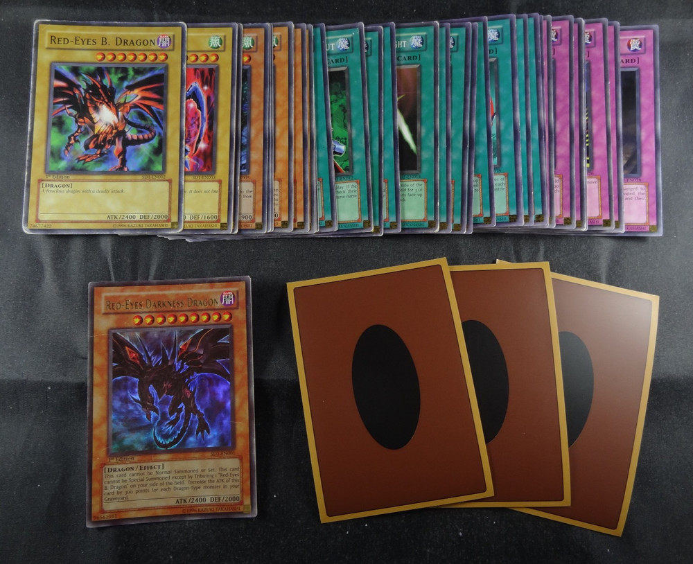 Structure Deck Dragon's Roar COMPLETE with Anime Sleeves - 1st Edition - SD1