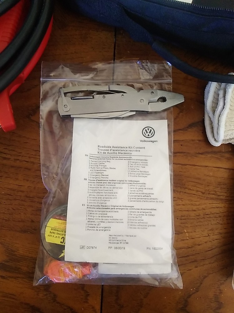 Volkswagen Roadside Assistance Kit