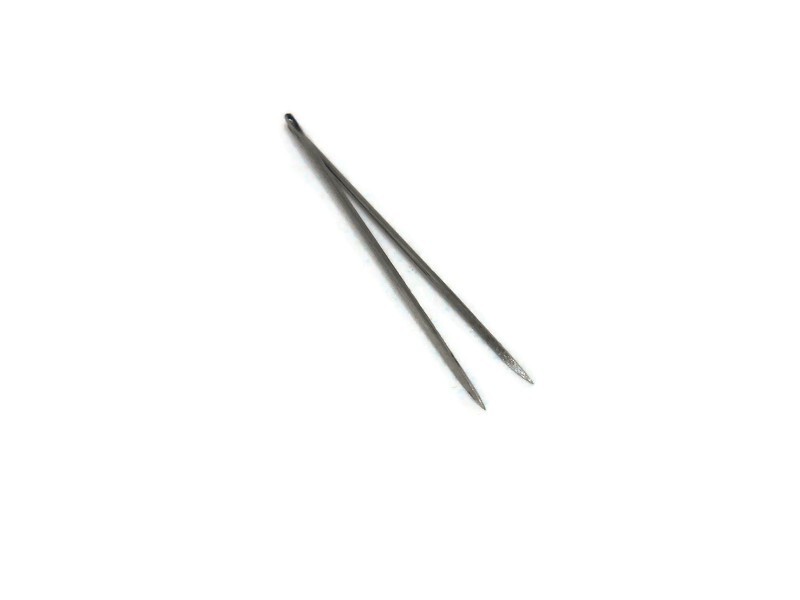 W. Crowley & Sons Needles GLOVERS NEEDLES Leather Size 4 Triangular Point 25 PCS