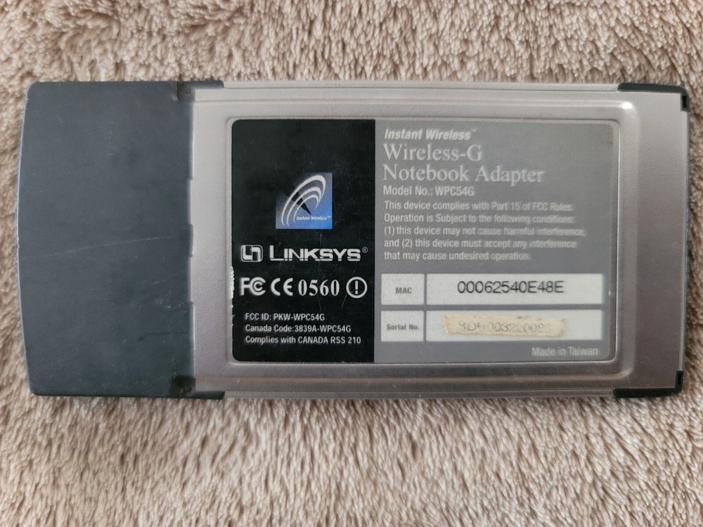 Linksys 2.4GHz 54g Instant Wireless-G Notebook Adapter