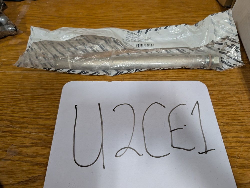 Ariston Anode for Unvented Cylinders, 919054-01 (U2CE1)