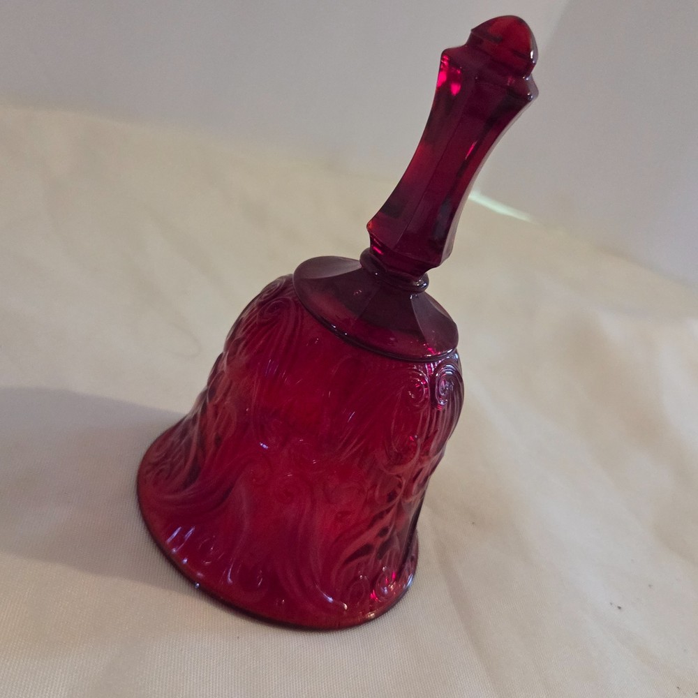 Vtg L.E. Smith Ruby Red 40th Anniversary Bell 6 1/4"