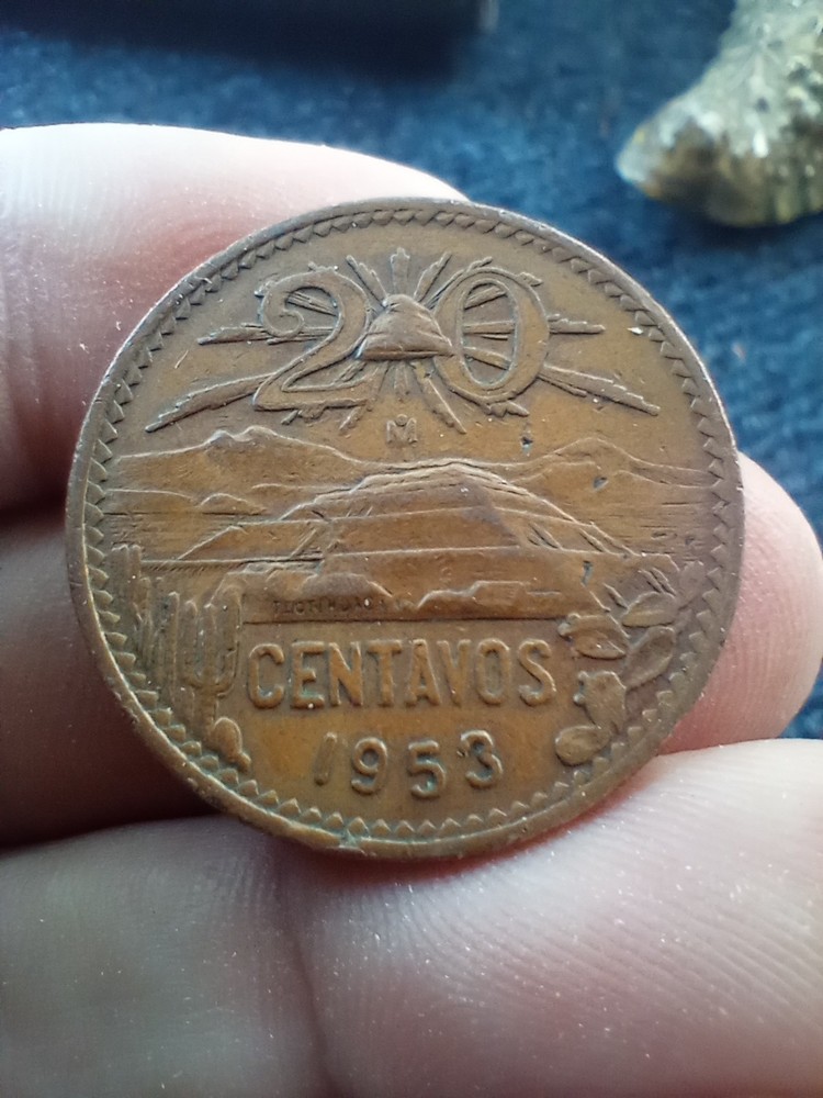MEXICO ~ 1953 ~ 20 Centavos Coin