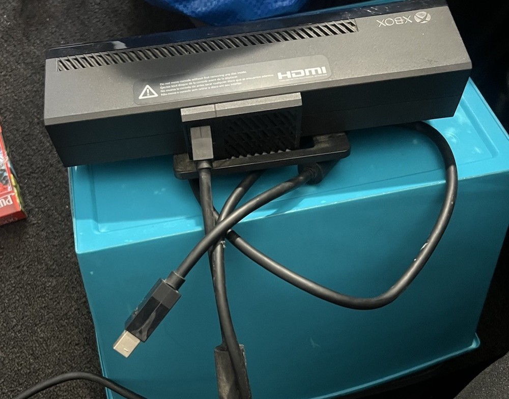 Microsoft Xbox 360 Kinect Sensor Bar Black USB Wired Video Game Camera