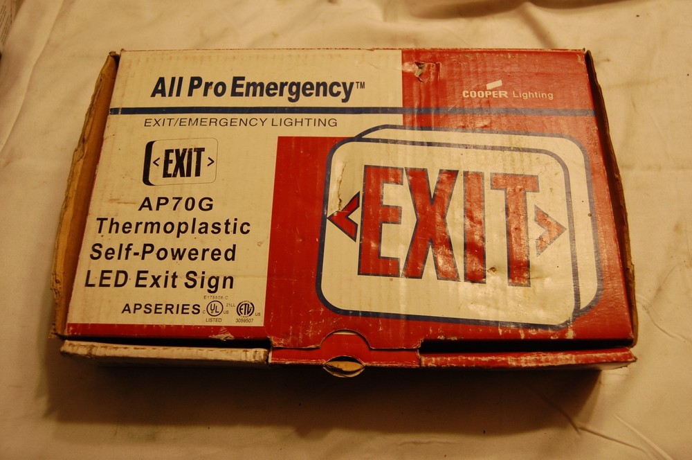 Cooper Lighting Exit/Emergency Lighting