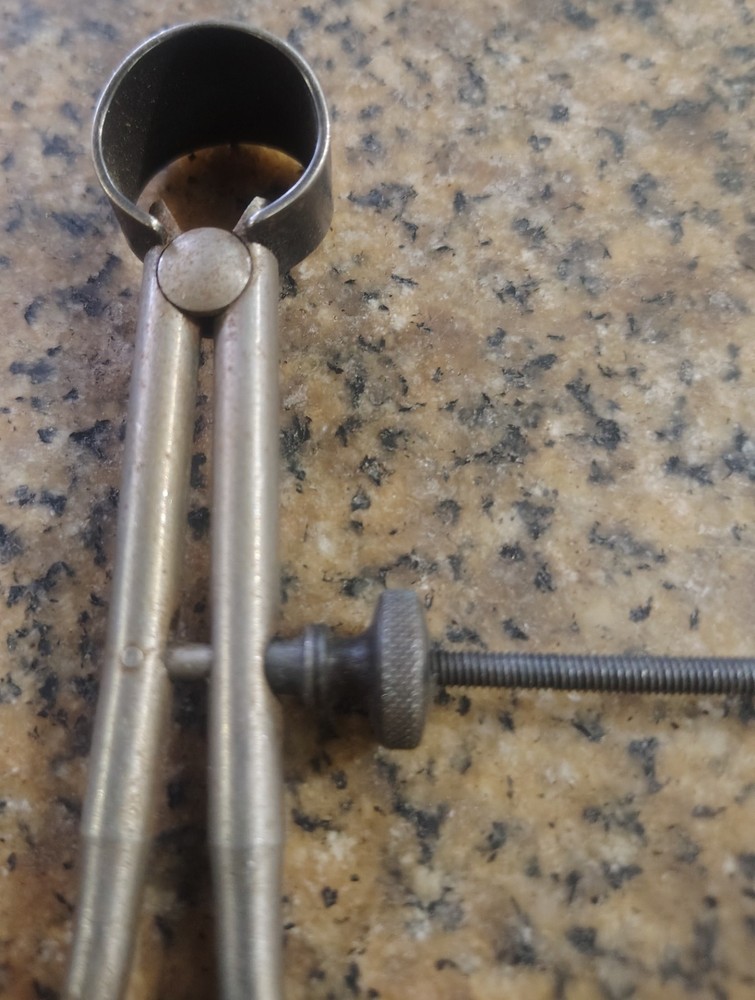 🗽 VINTAGE 6" OD CALIPER NICE SOLID DESIGN