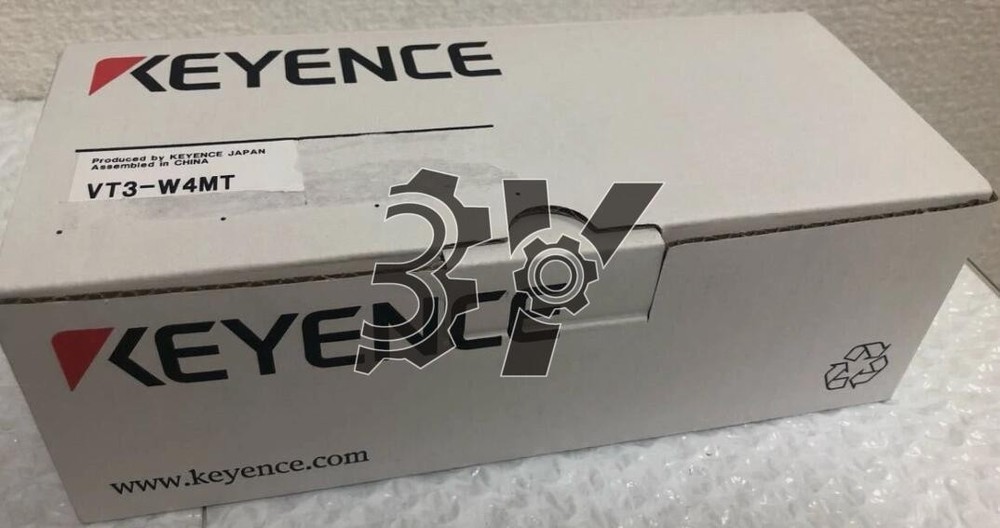 ONE new KEYENCE VT3-W4MT touch screen