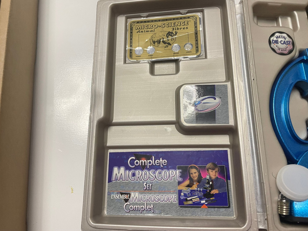 Micro-Science Complete Microscope Set Kids Science Kit Animal Fibers Tools Case