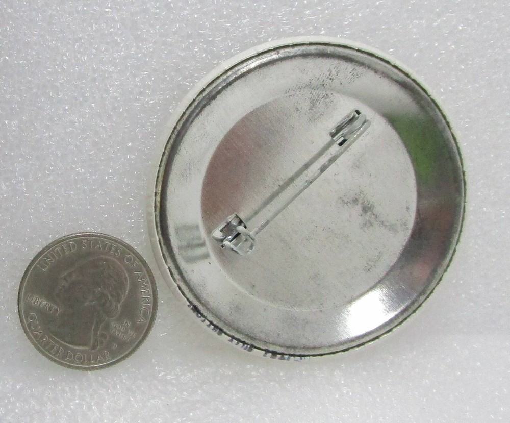Kiss Me I'm A Senior... Button Pin