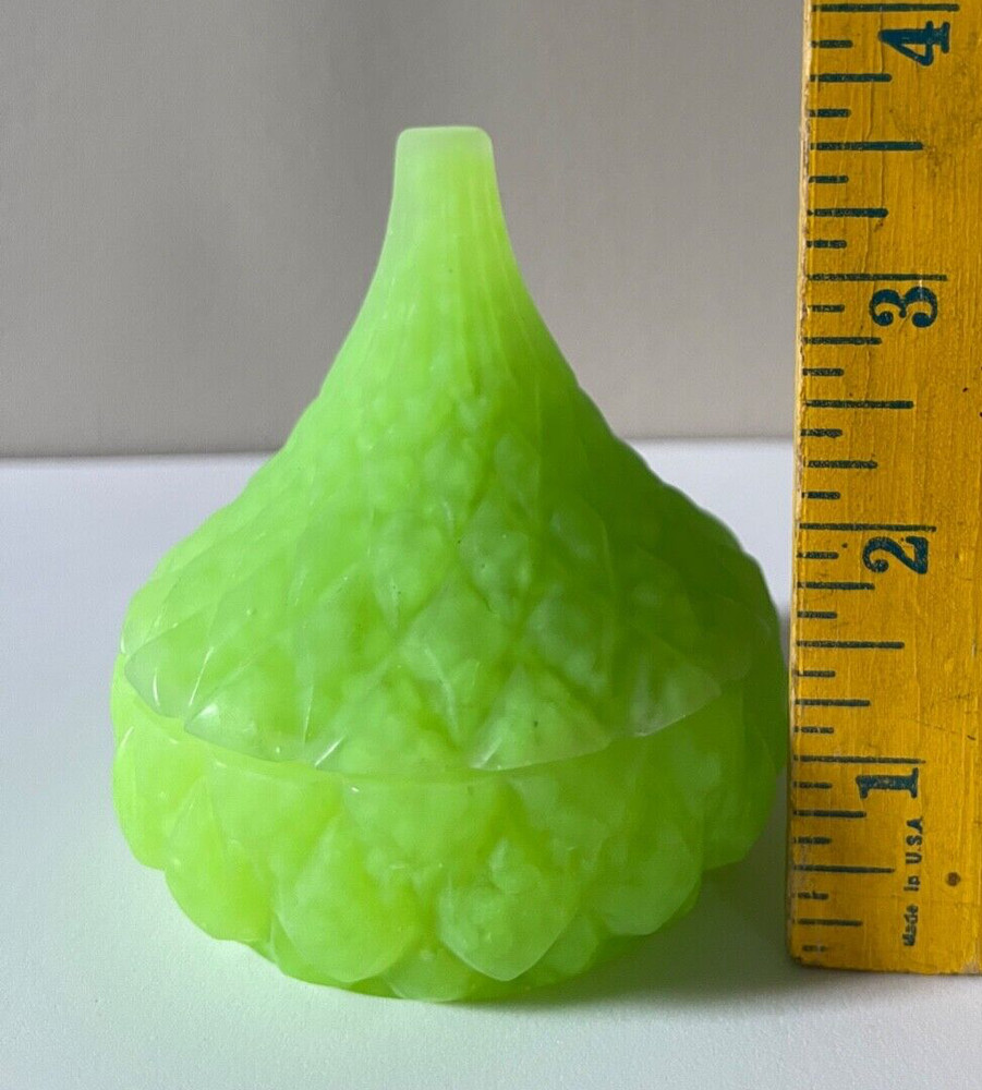 IT GLOWS UV REACTIVE Luminous Fluorescent container planter ring holder GLOWS!