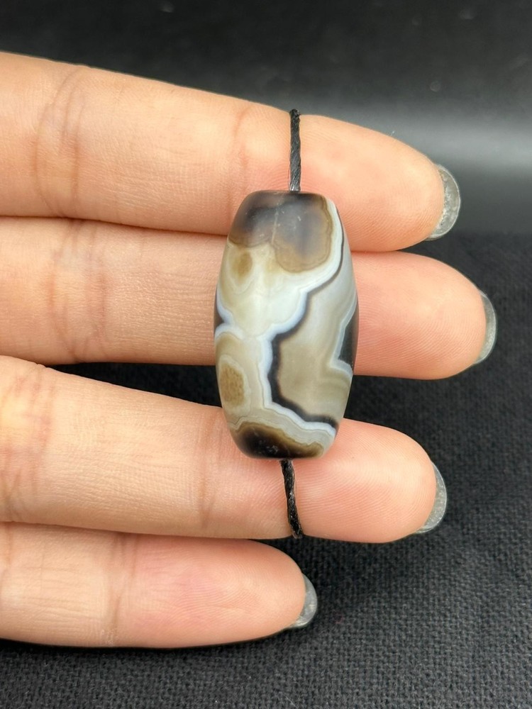 Authentic Ancient Banded Agate Stone Dzi Bead in Good Condition