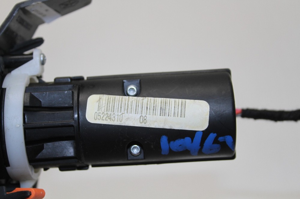 2015-2016-2017 Jeep Cherokee Charger Ignition Switch Module Receiver OEM #5E