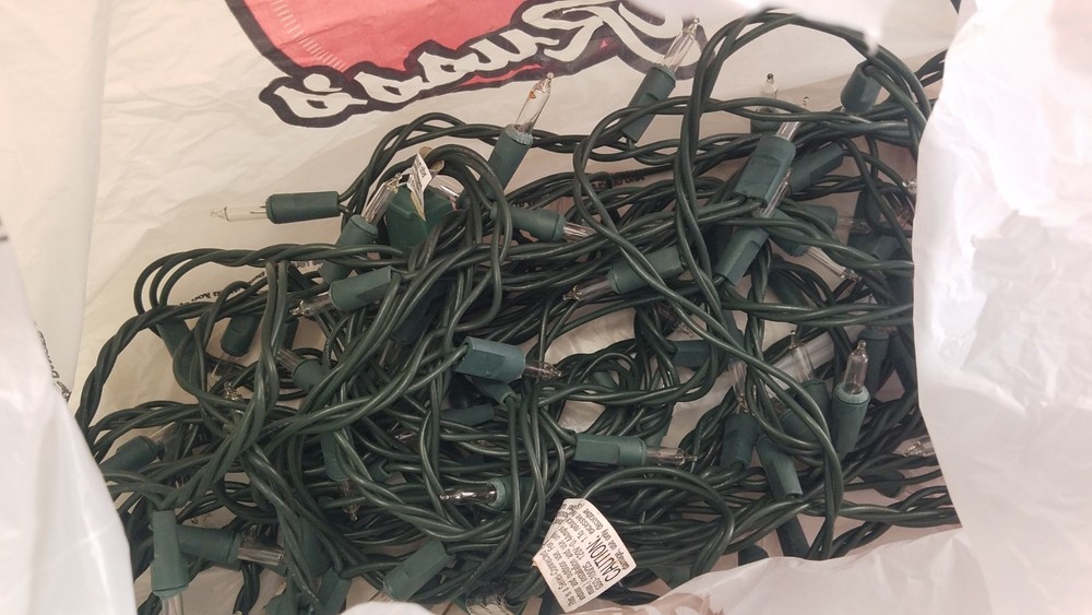 33' Clear Christmas Light Set (C)