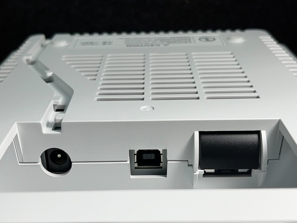 Epson ELPHD02 HDBT HDMI Display Transmitter/Control Pad W/ Accessories