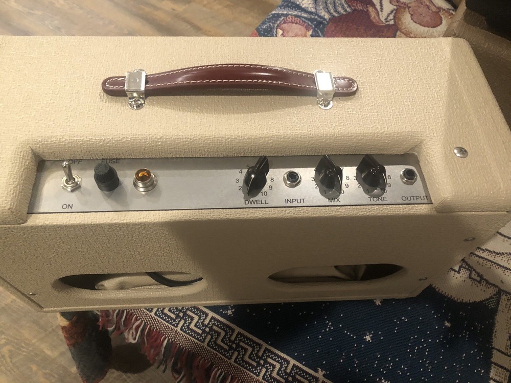 Fox Vintage Premier Tube Reverb Unit