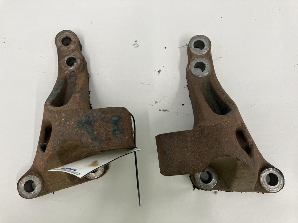 Detroit DD15 Engine Mount - Used