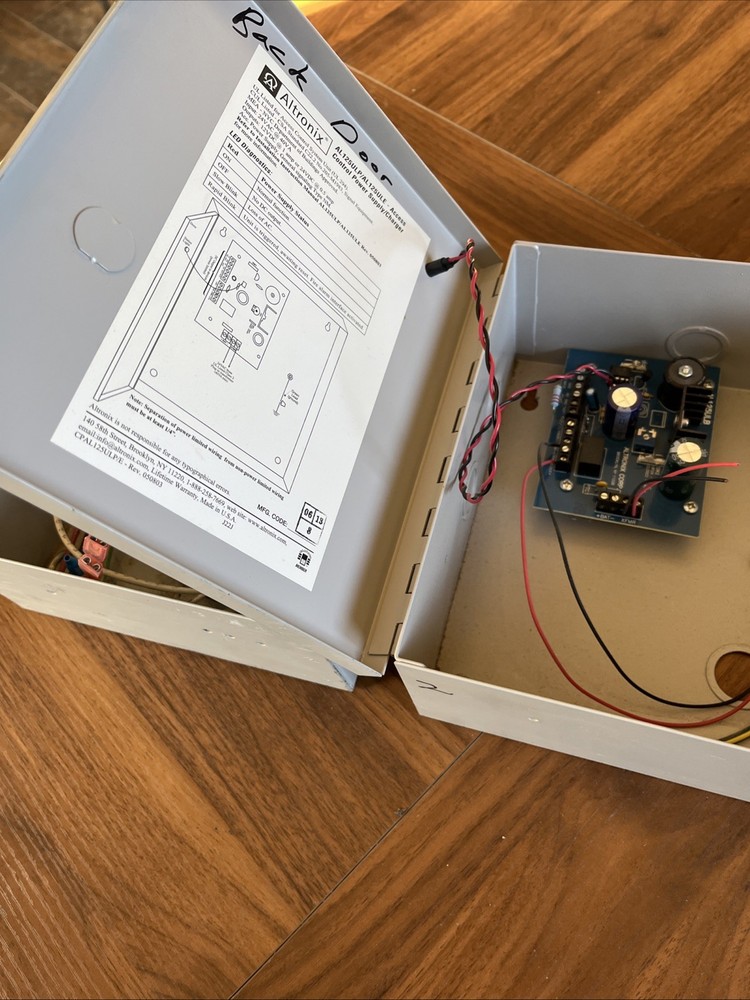 Altronix Access Control Power Supply Charger (AL125ULP)