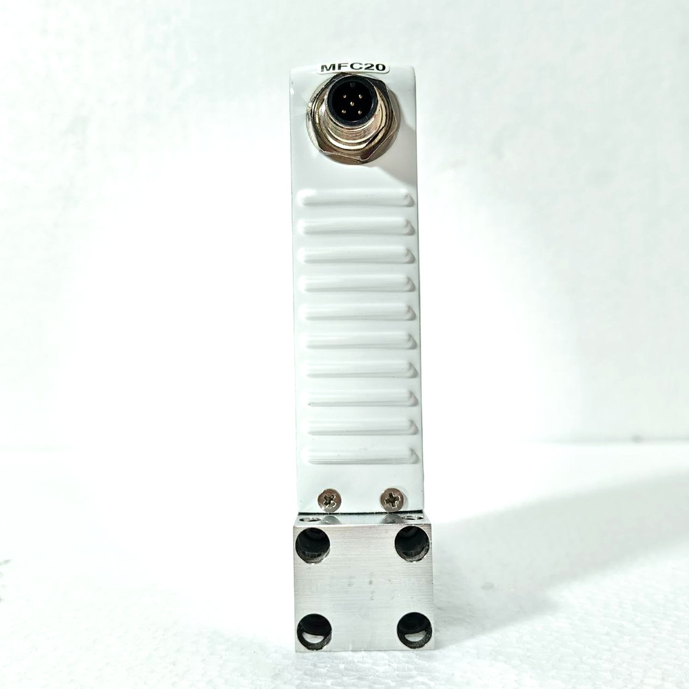 BROOKS GF125C MASS FLOW CONTROLLER O2 600SCCM