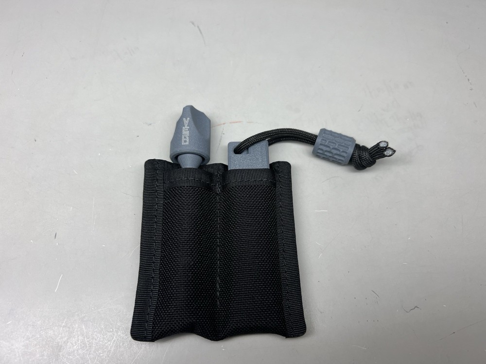 Vero Engineering Axon Fixed Blade w/ Extras