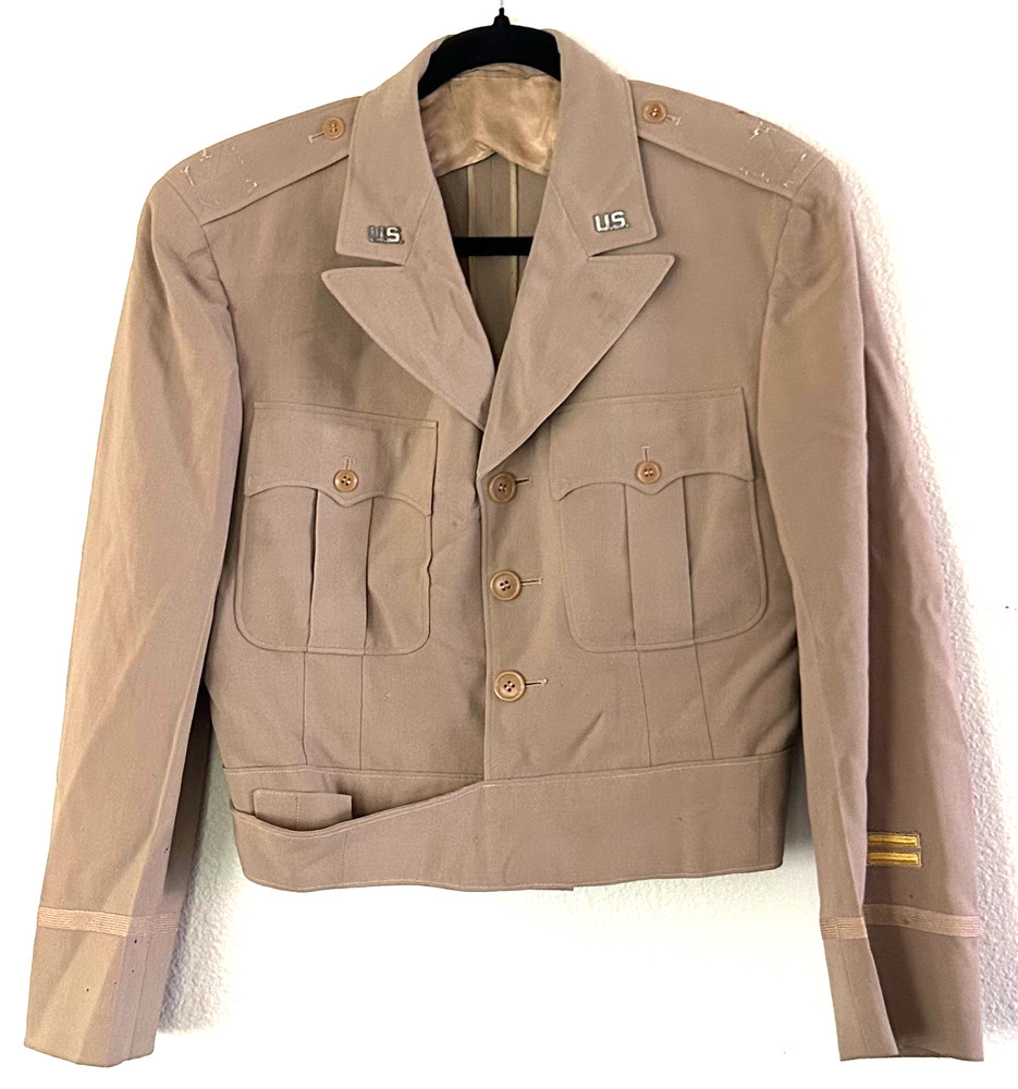 WWII US Army Officers Cut Down Ike Jacket