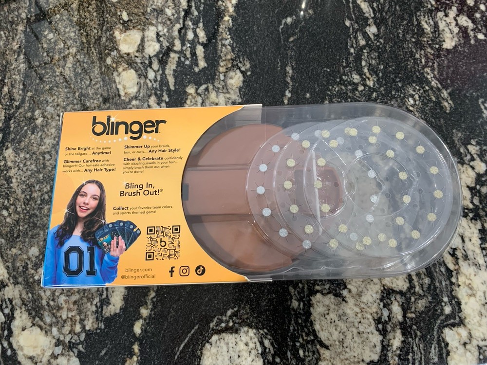 New Blinger Ultimate Fan Pack NIP