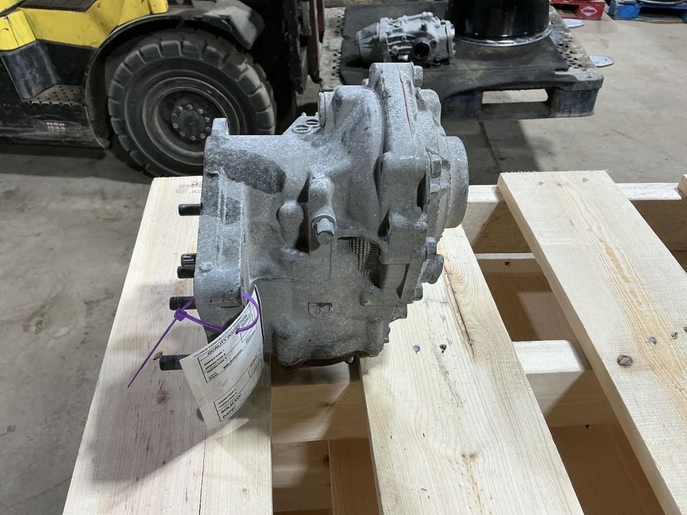 Transfer Case Fits 13-18 RAV4 827854