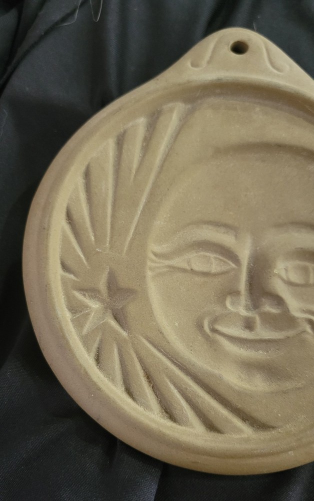 Heartstone Cookie Mold Celestrial Usa