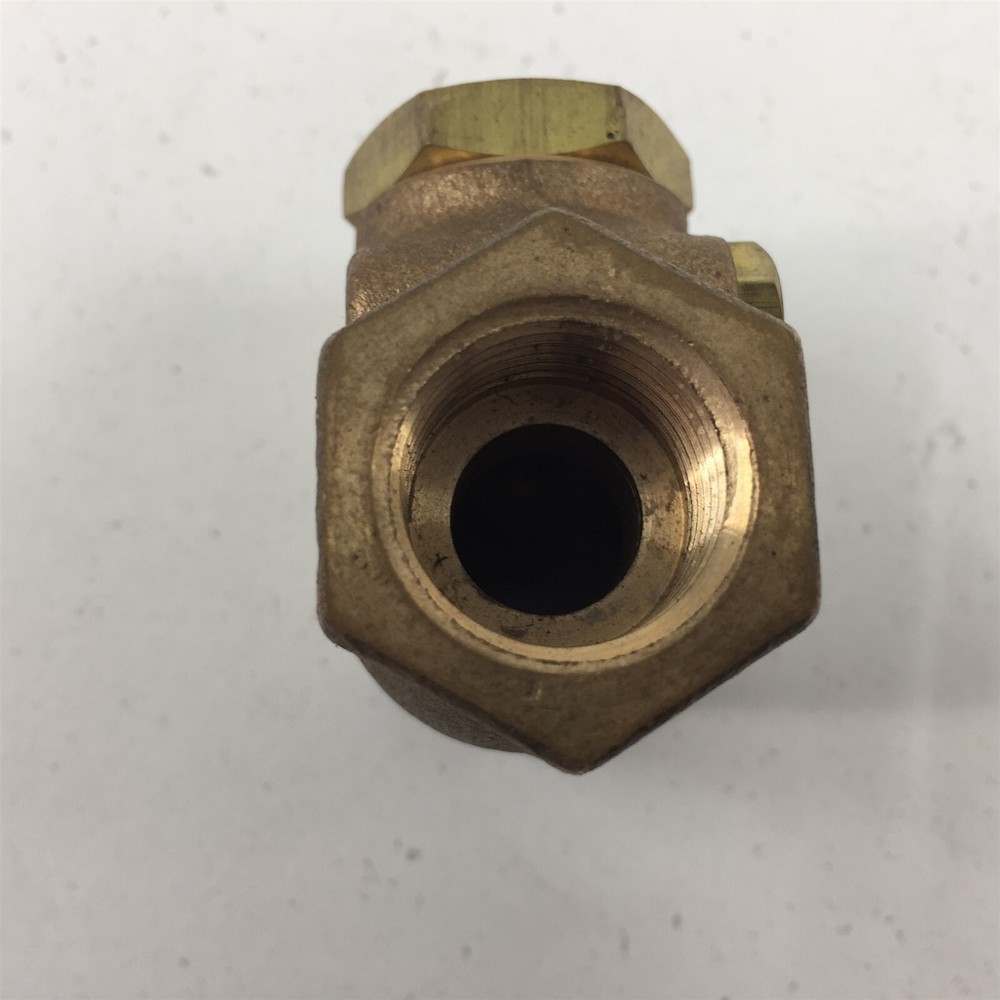 Milwaukee 1/2" NPT Check Valve