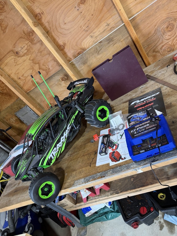 Traxxas Pro Scale RC Sand Car ( READ DESCRIPTION)
