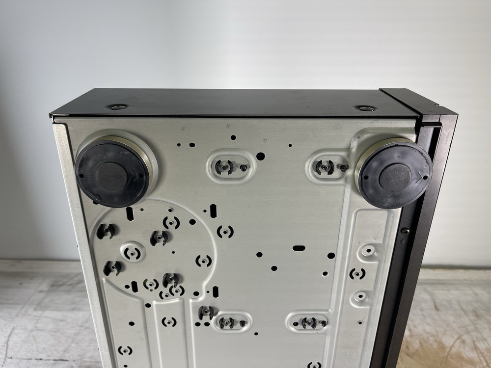 VINTAGE TECHNICS SL-PG440 COMPACT CD PLAYER