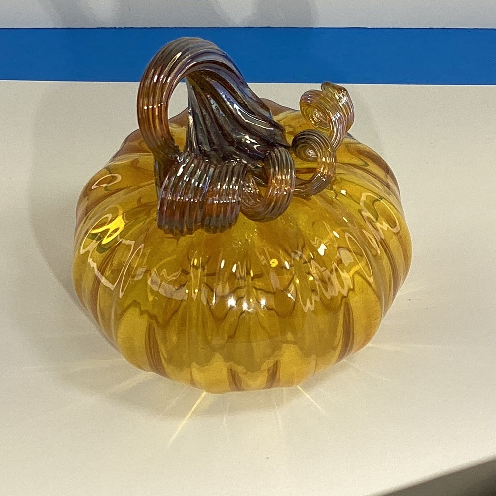 Handblown Amber art class studio crafted pumpkin