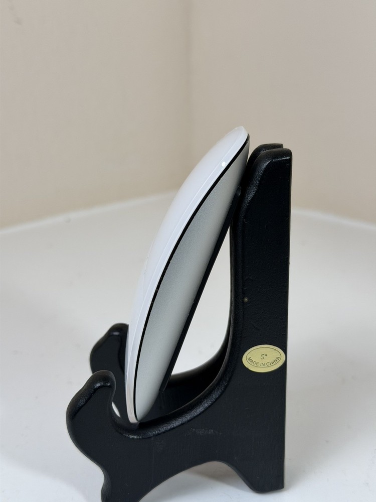 Apple Magic Mouse A1296 3Vdc Wireless Slim Bluetooth White - Tested & Works