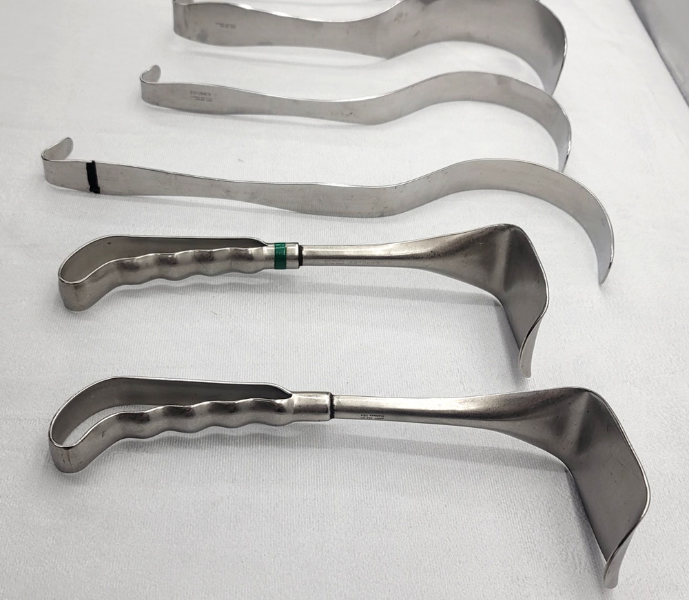 7 Piece Jarit Retractor Set